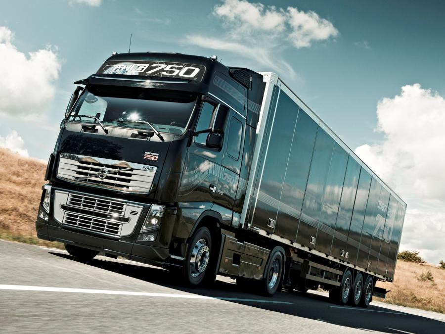 Volvo FH16 750 4x2 2011 года  (фото 3 из 7)